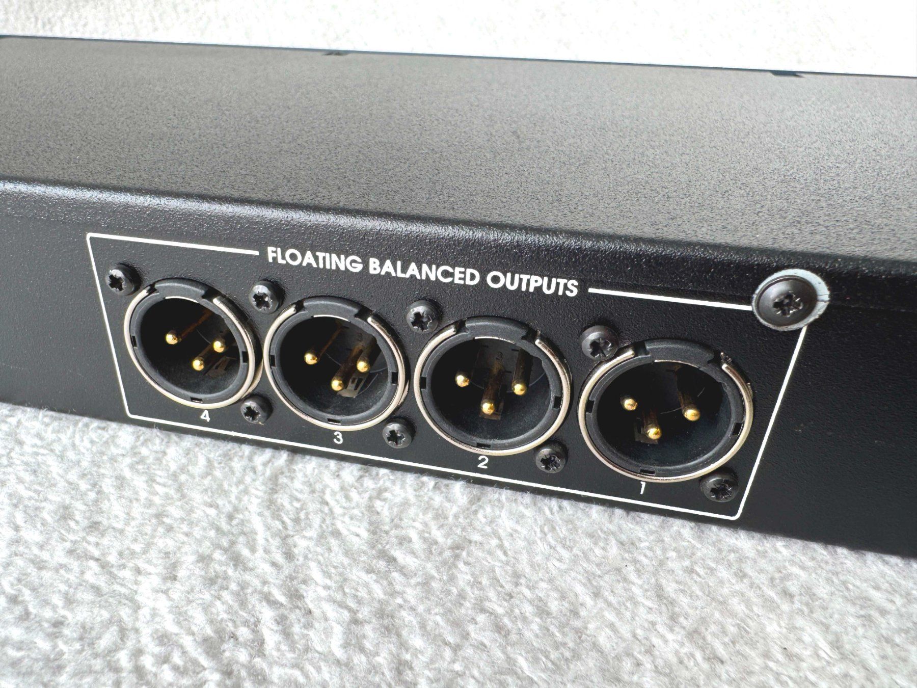 Equalizzatori: BSS FDS-334T Minidrive Loudspeaker Management System - top – Usato da Zürich venduto da Malco0 7