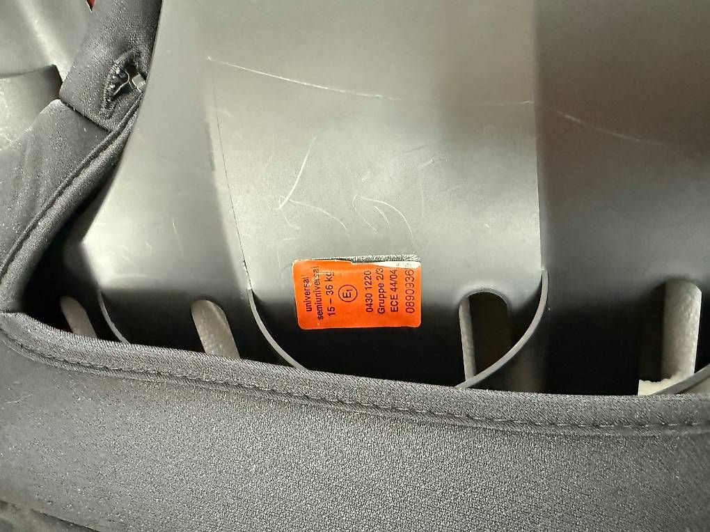Seggiolini per auto: Kindersitz RECARO Monza Nova IS Seatfix – Usato da Muri AG venduto da Smn 1