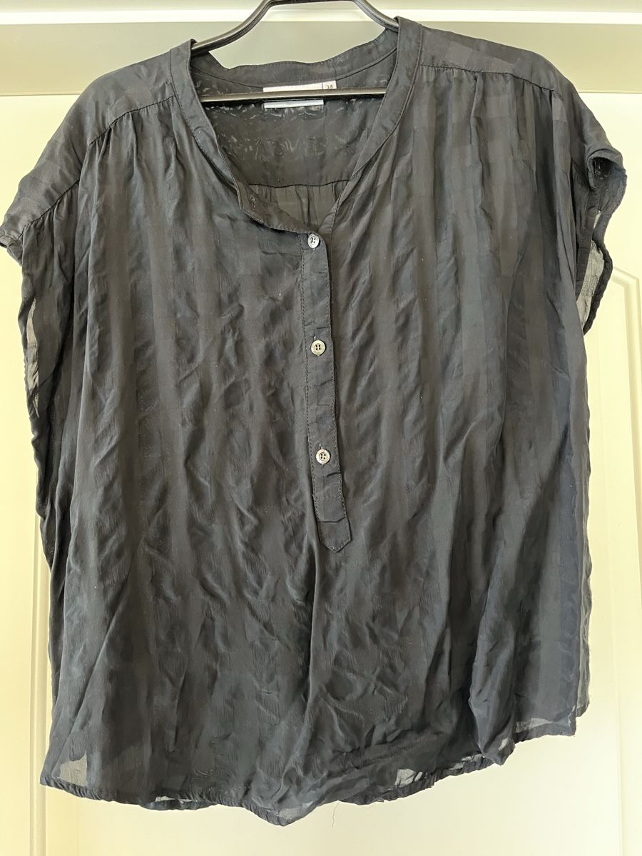 Blusen: Schwarze Bluse Gr. 38, Kurzarm, Sommerbluse – Gebraucht aus Suhr von nataschaad