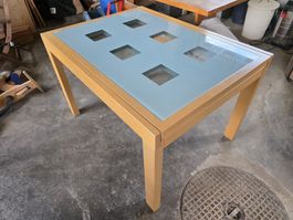 Table extensible plateau verre bleu pieds bois bon état