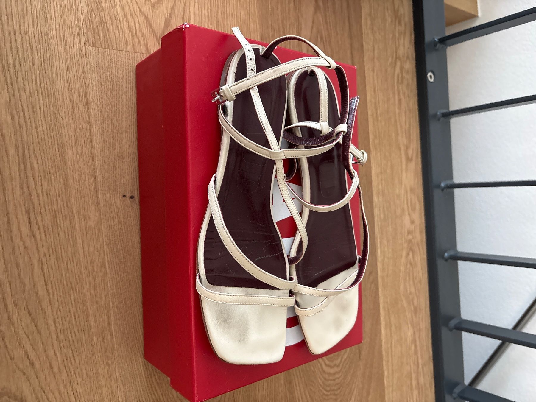 Scarpe da donna: STAUD Sandale / Gr 41 / Top Zustand! – Usato da Zürich venduto da auto-moto 4