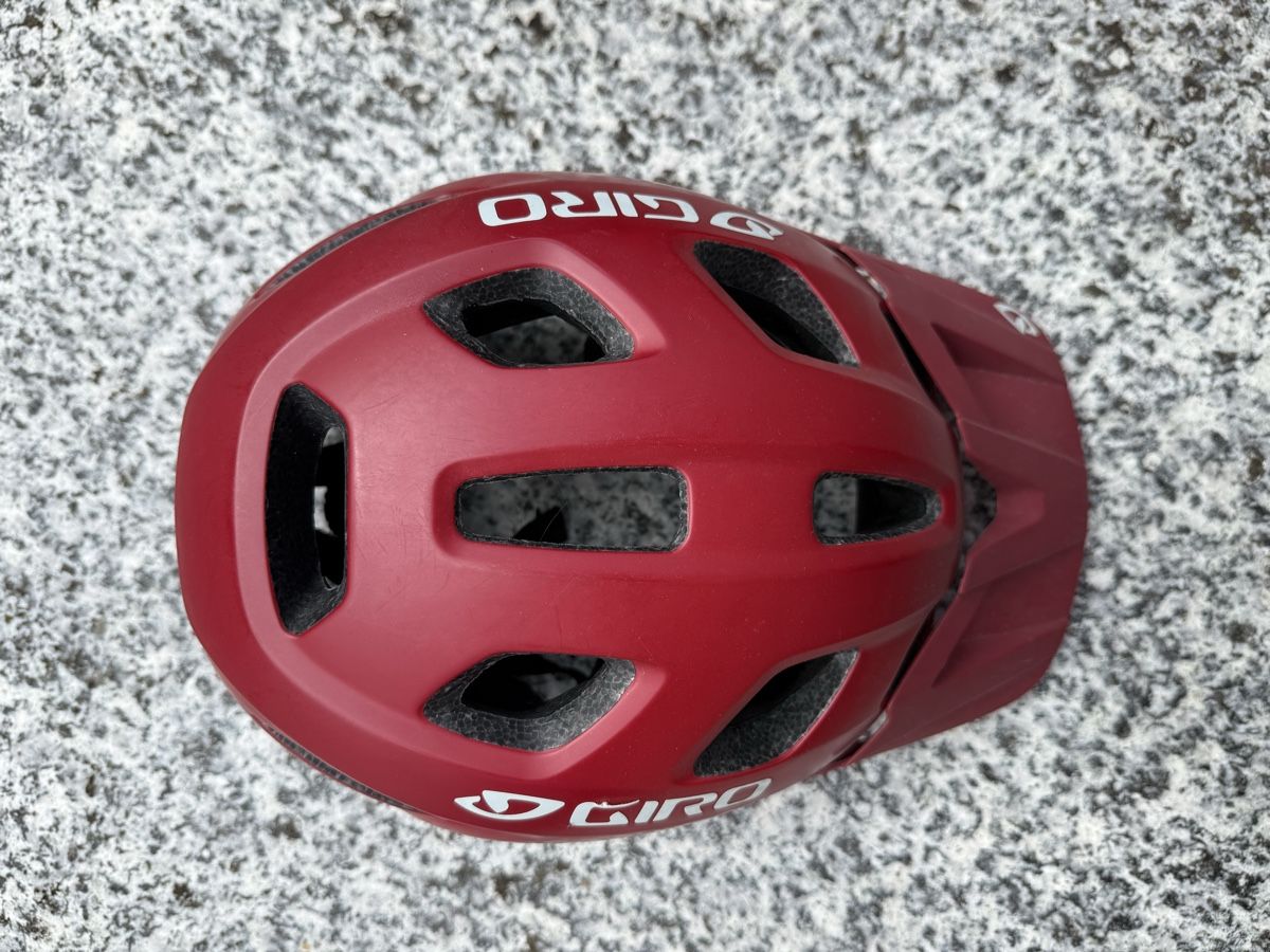 Giro Helme: Fahrradhelm Giro 54-61cm – Gebraucht aus Olsberg von cool4u