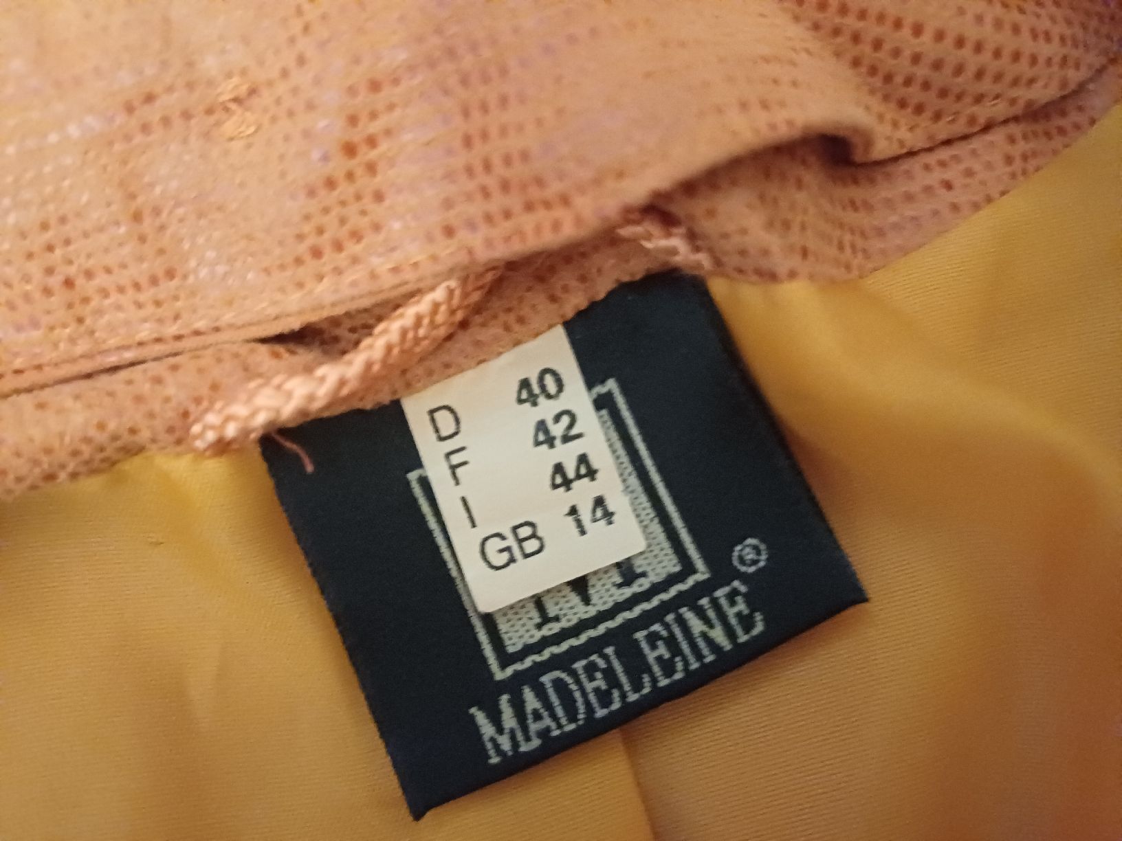 Madeleine Completi & Tailleur: Ensemble: Blazer et pantalon, 40, Madeleine – Usato da Boudry venduto da JulieG13 5