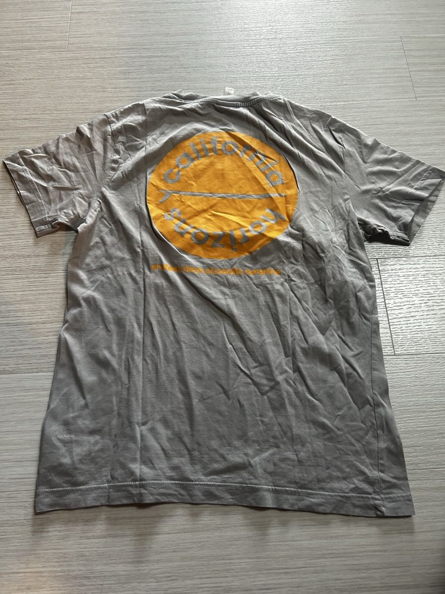 H&M T-shirt: T-shirt H&M - S – Usato da Reconvilier venduto da ako_6n9m 2