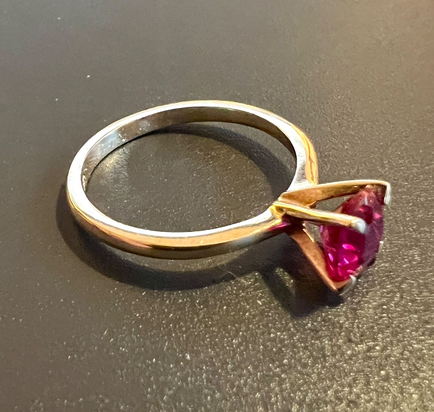 Anelli: Gold-Ring 14K mit synth. Rubin – Usato da Chur venduto da Penting1935 3