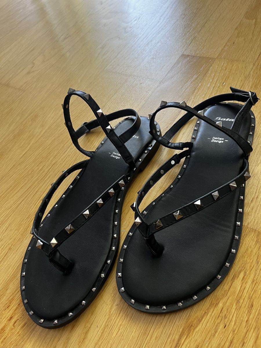 Scarpe da donna: Bata Sandalen Damen Schwarz mit Nieten – Nuovo (secondo la descrizione) da Abtwil SG venduto da cat_yk29 1