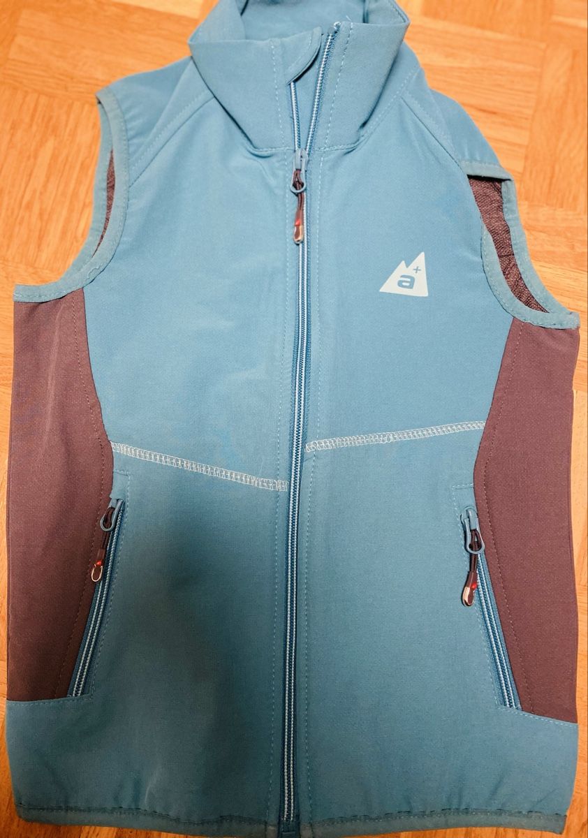 Lotti & Set di vestiti: Outdoor Set Wandern/Ski 128 – Usato da Schlieren venduto da Fam.Baumi 3