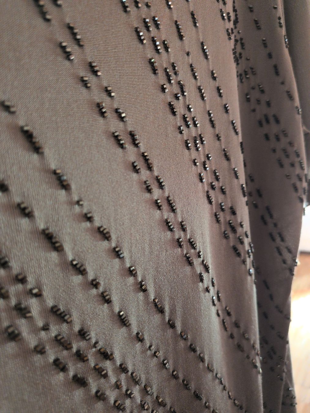 Canottiere & Pantaloni: Maglia seta donna con paillettes  – Usato da Taverne venduto da mel_z8df 1