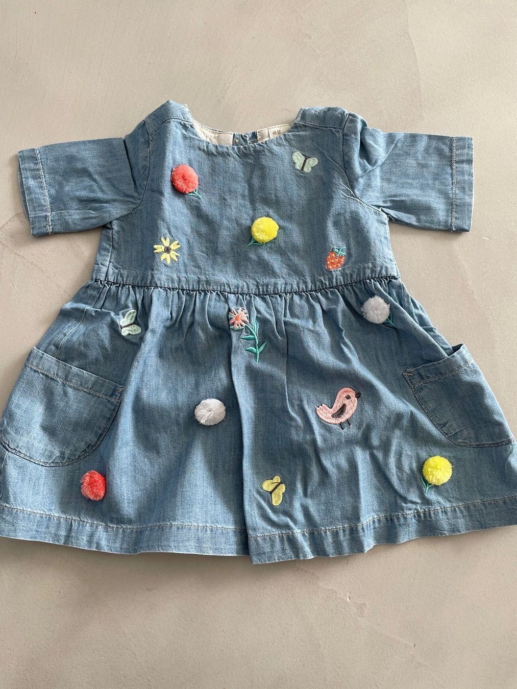 Lotti & Set di vestiti: Kleiderpaket Mädchen h&m, Grösse 92 – Usato da Siebnen venduto da Nulu12 1