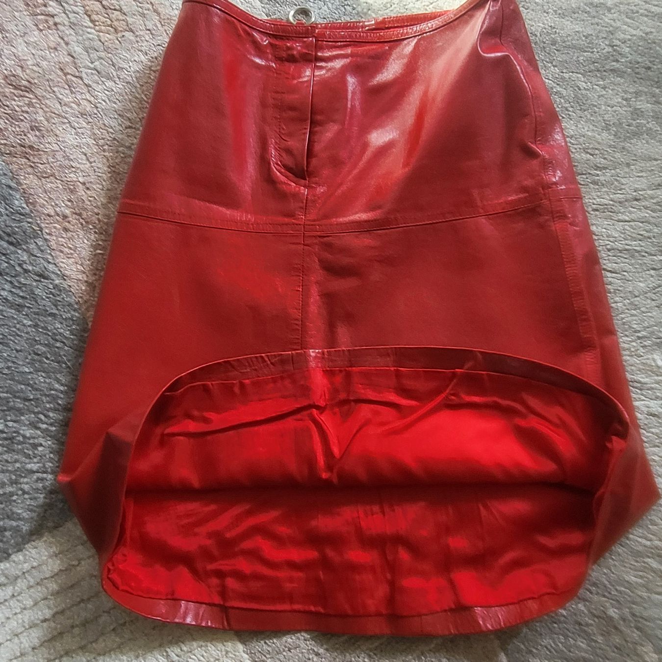 Gonne: Jupe trapèze en cuir, taille S. – Usato da Neuchâtel venduto da wikit 6