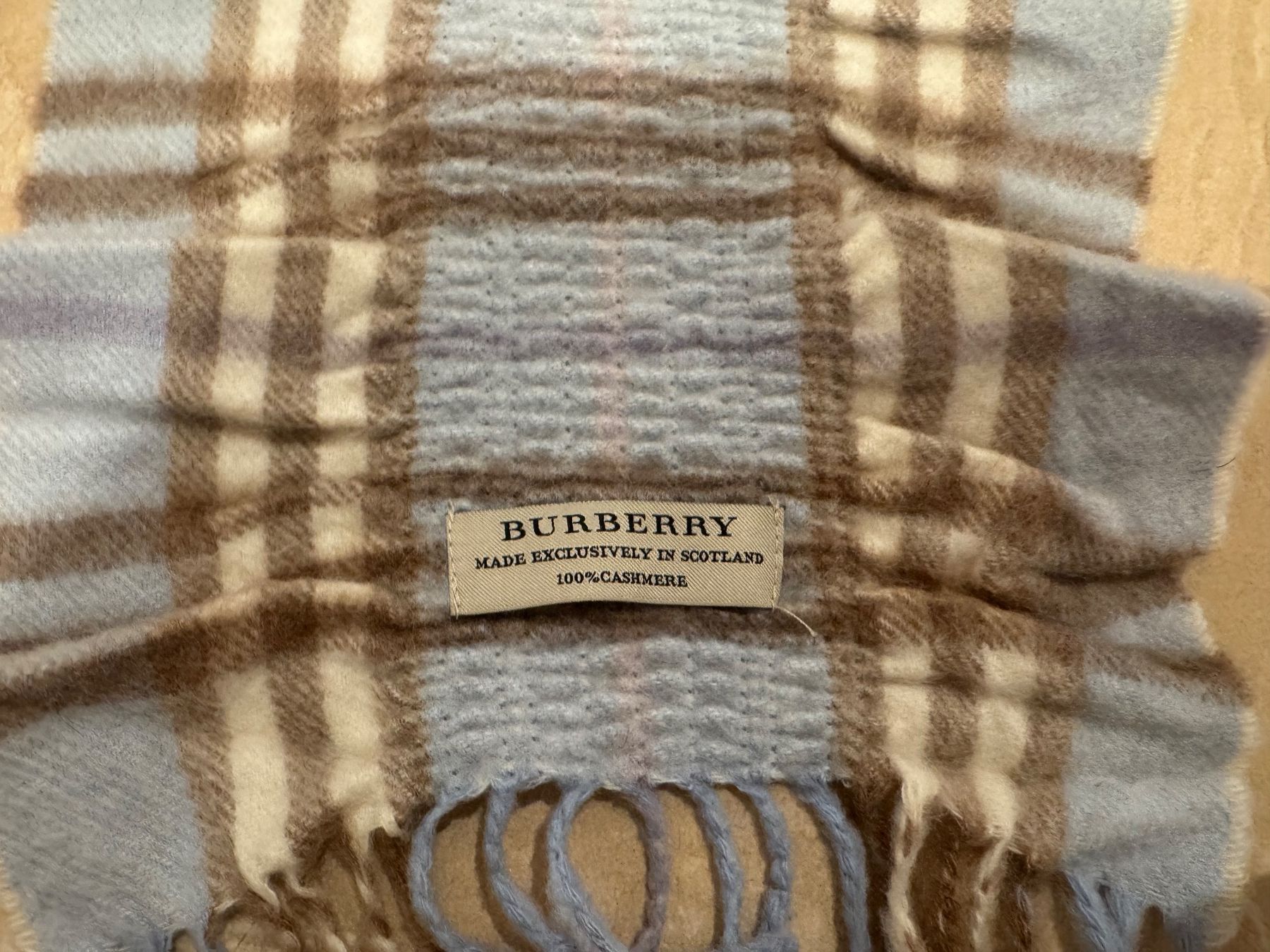Burberry Foulard & Sciarpe: Burberry Kaschmir Schal Np 490 Fr – Usato da Klingnau venduto da Markus14 4