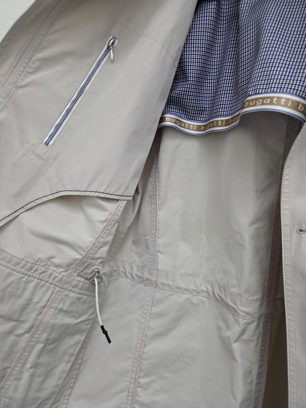 Bugatti Jacken: Bugatti Übergangsjacke (Creme, M/L - 50) – Neu (gemäss Beschreibung) aus Baden von TA2222 2