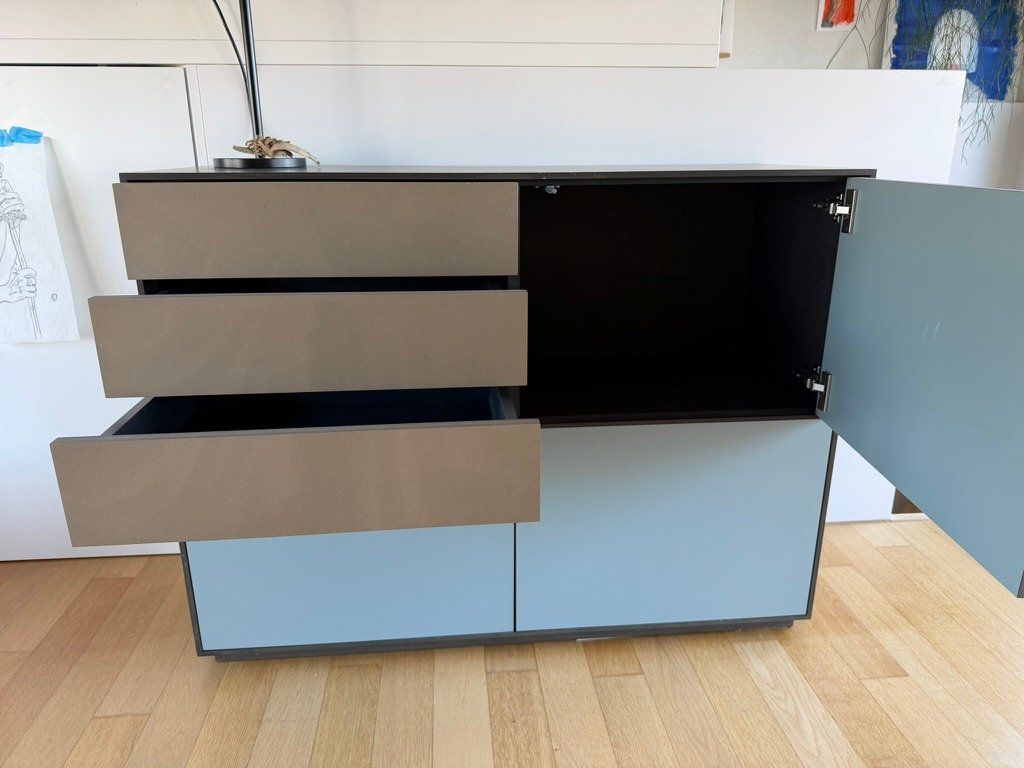 Kommoden: Einzigartige Kommode aus MDF mit Schubladen – Gebraucht aus Grüt (Gossau ZH) von hekasaa 4