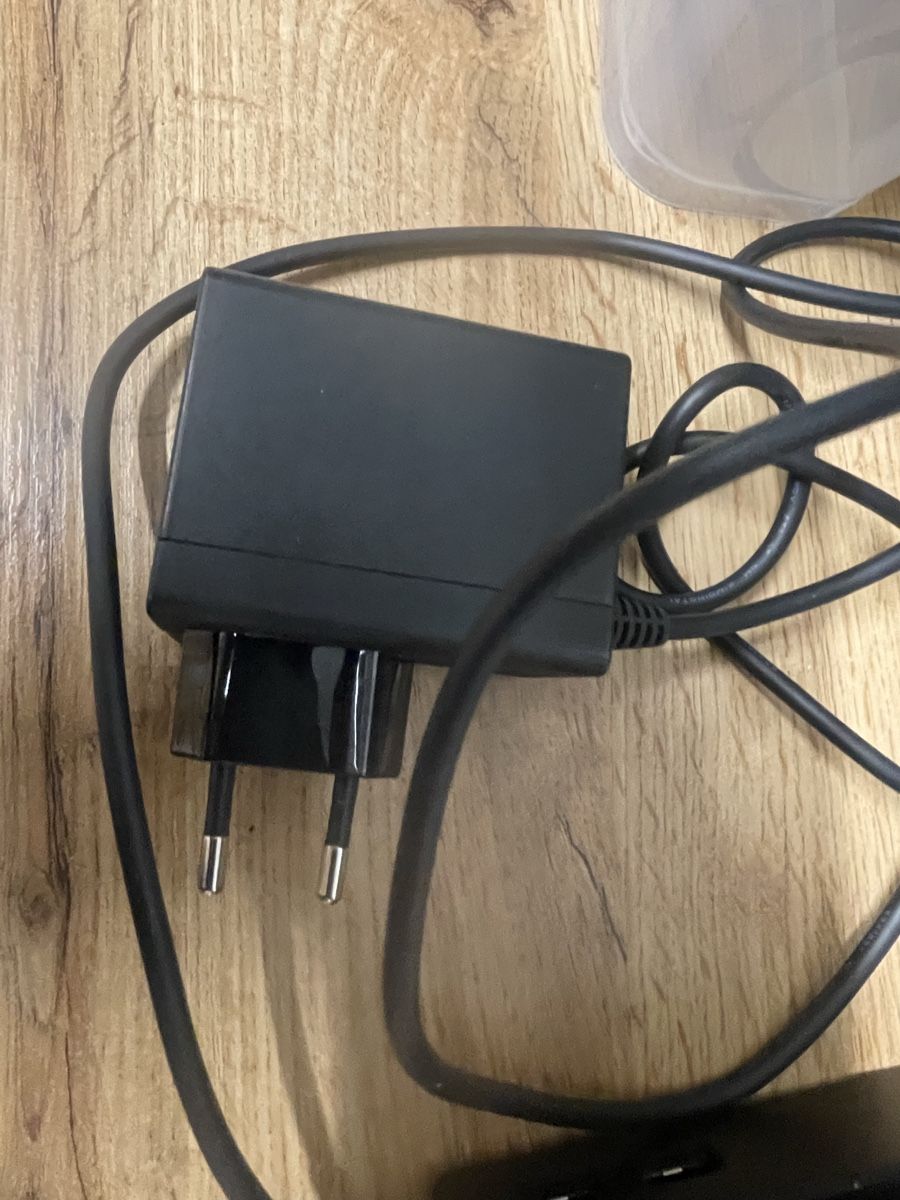 Nintendo Console: Nintendo Switch mit Mario Kart und Super Smash Bros – Usato da Emmenbrücke venduto da pat_j8hz 5