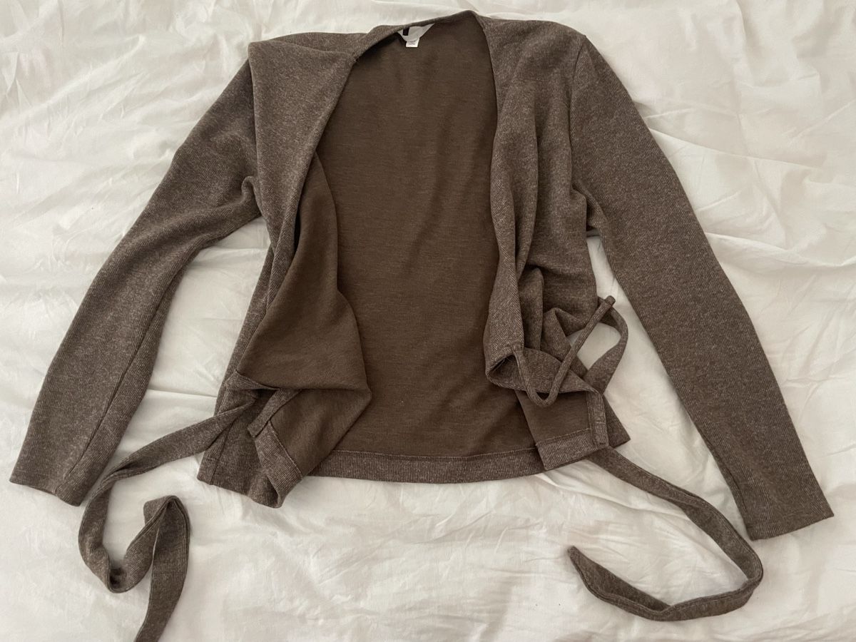 H&M Maglioni & Felpe: Cardigan Pulli von H&M, Grösse M – Nuovo (secondo la descrizione) da Untersiggenthal venduto da bla_55sl 1