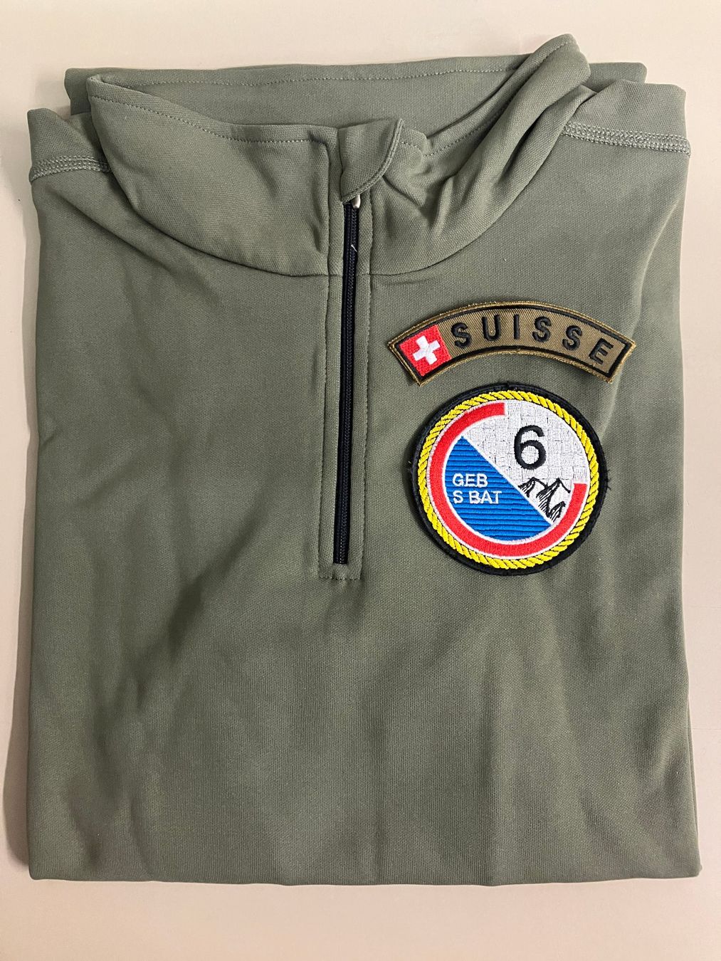 Schweizer Armee Lotti di vestiti: Funktionskleidung Swiss Army, 3 Stk. – Nuovo e nell'imballaggio originale da Riedholz venduto da mastercom 1