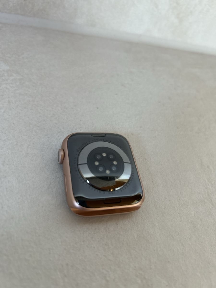 Apple Smartwatch: Apple Watch Series 6 44mm  – Usato da Neuendorf venduto da kjaere 2