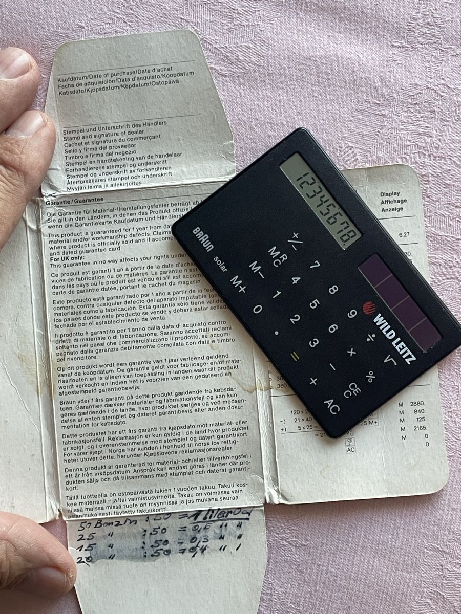 Braun Calcolatrici tascabili: Braun ST1 Type: 4 856 calculator – Usato da Rorschach venduto da Spektar 5