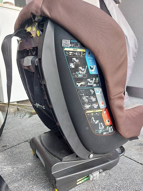 Seggiolini per auto: Kindersitz Maxi-Cosi – Usato da Küssnacht am Rigi venduto da mrdw_girl 3