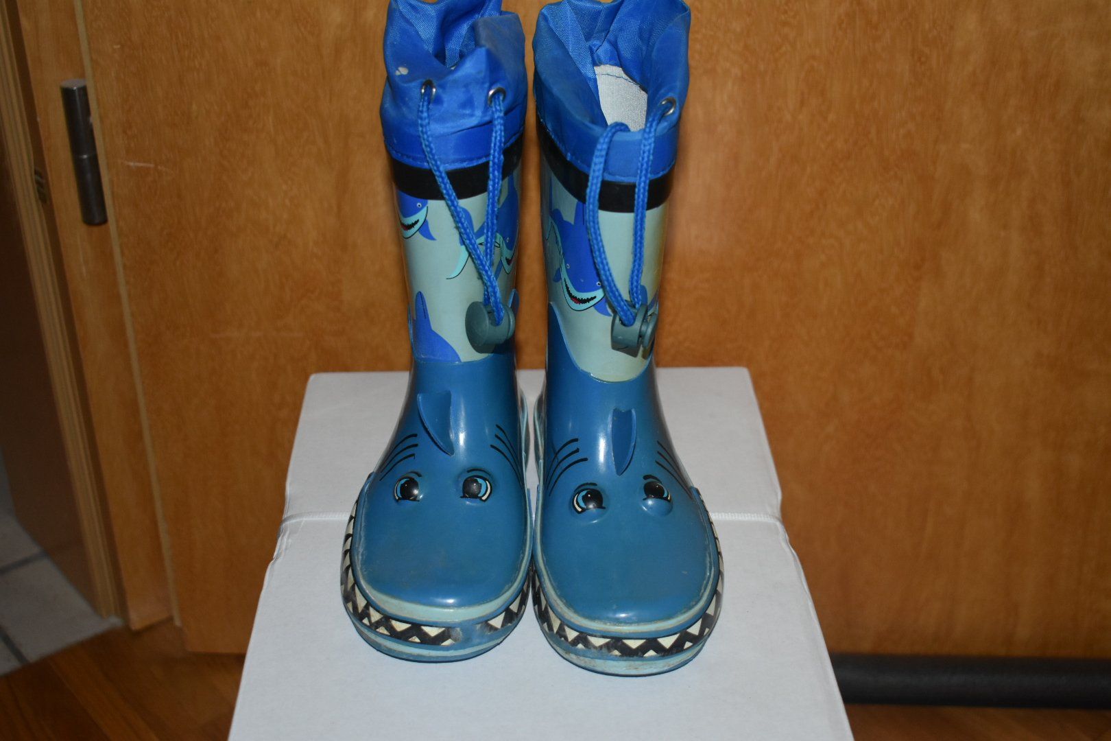 Scarpe per ragazzi: Botte de pluie pour enfant – Usato da Les bois venduto da Steph-tigrou
