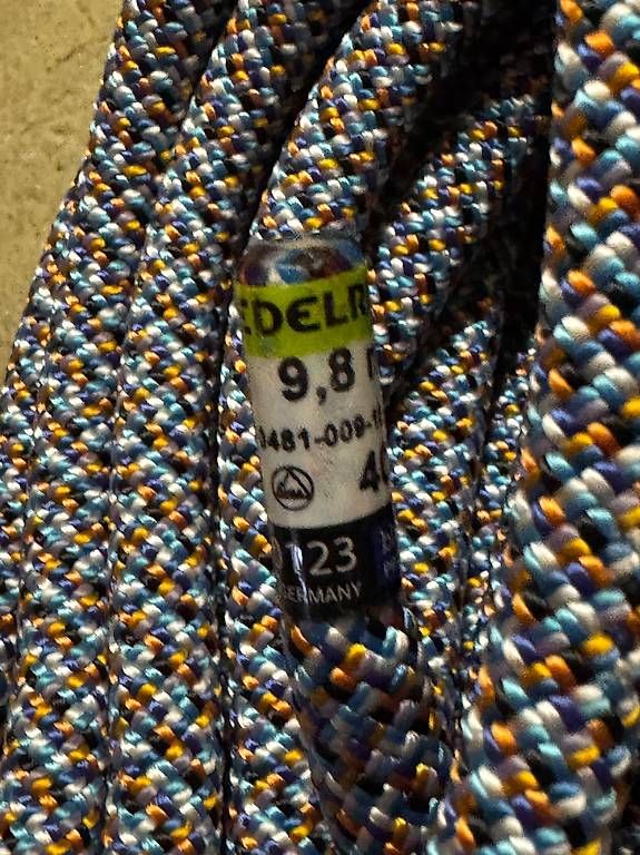 Edelrid Matériel de grimpe: Edelrid 9,8 Kletterseil 40m – D'occasion à Biel/Bienne par TrueSeller 1