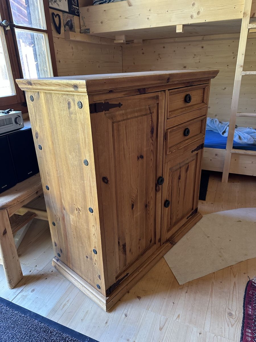 Commodes: Sehr schöne einzigartige alte Kommode  – D'occasion à Trimmis par Murin62 2