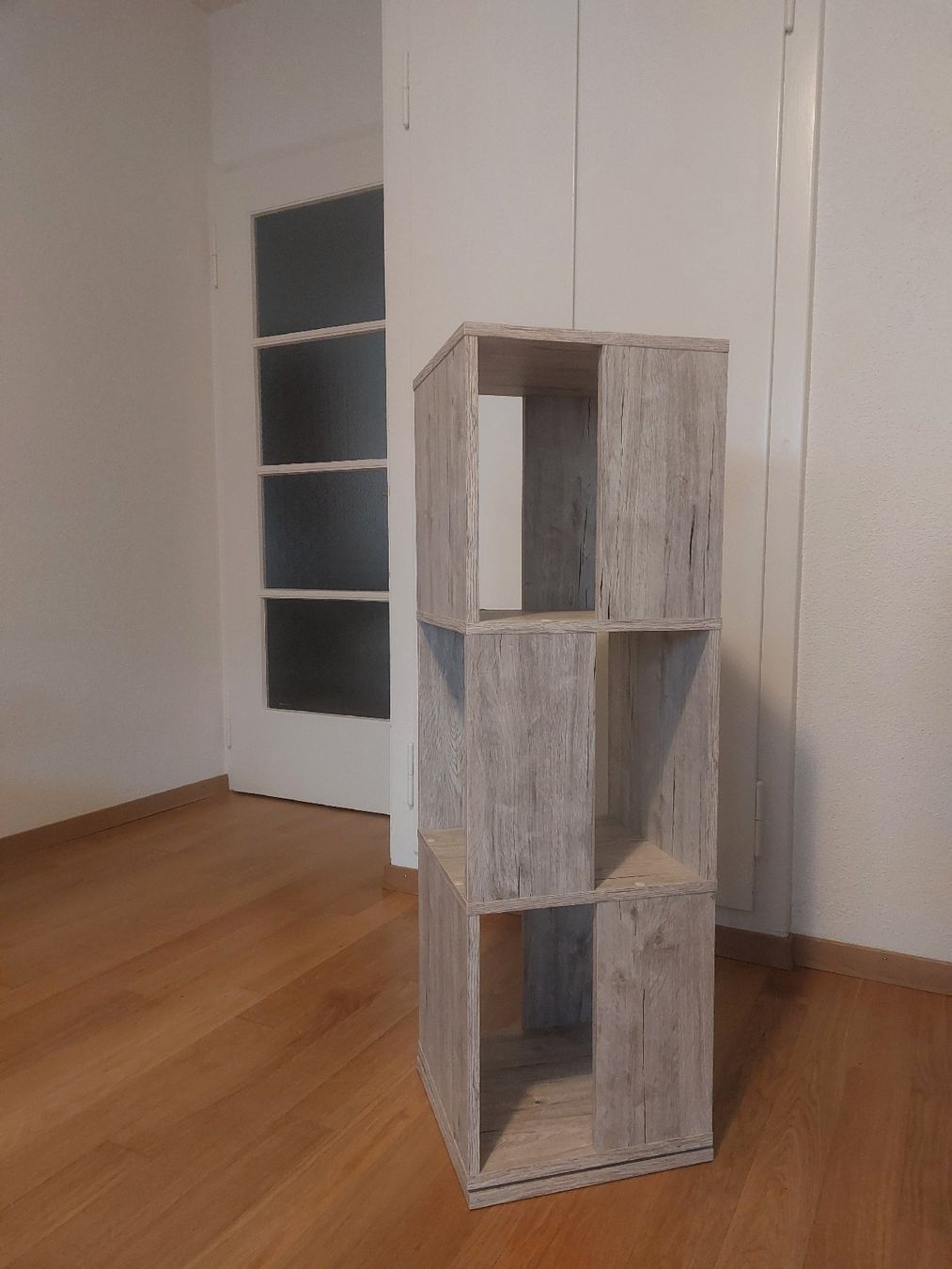 Étagères: Drehbares Regal mit 3 Fächern – D'occasion à Zürich par man_lth5 1