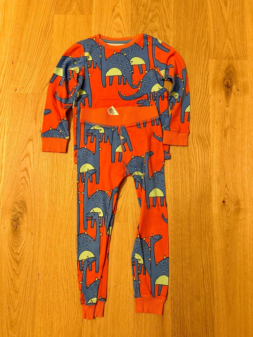 Next Pyjamas: Set pf 3 pyjamas size 122 – D'occasion à Frick par Mis_sms2 1