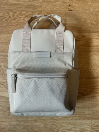 Stylischer Kapten&Son Rucksack
