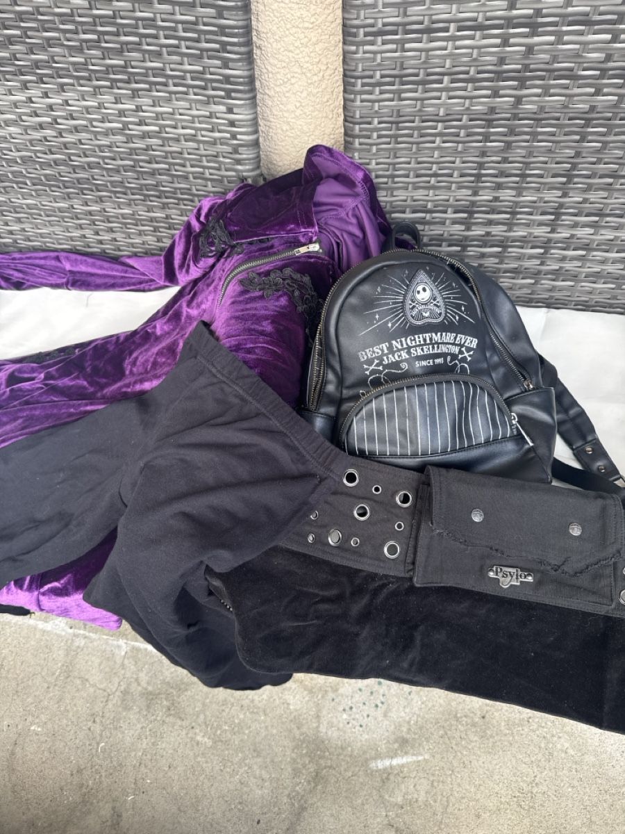 Lotti di vestiti: Gothic- Paket  – Usato da Moutier venduto da Ste018