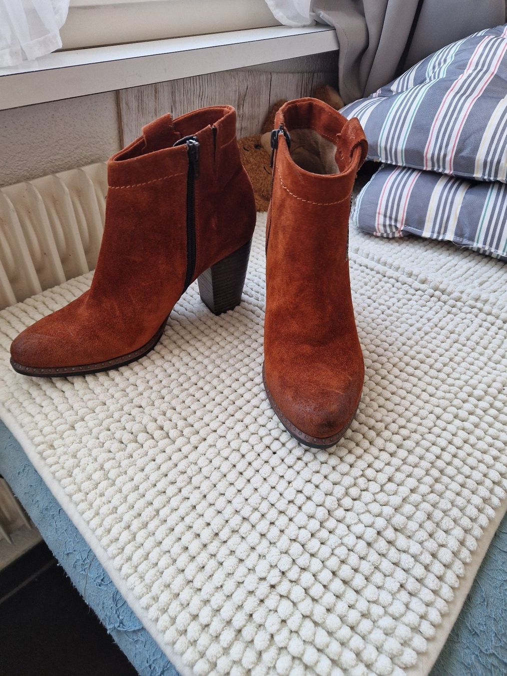 Herrenschuhe: echt Leder Wildleder-Stiefeletten Gr. 38,5 – Neu (gemäss Beschreibung) aus Aefligen von Akoni 2
