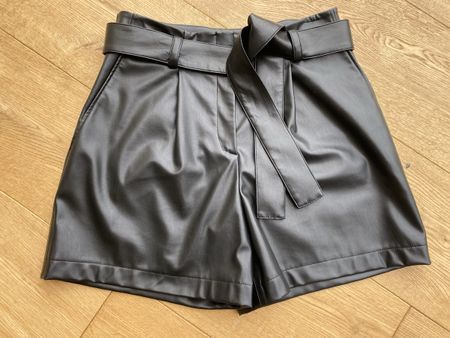 HUGO Kunstleder Shorts