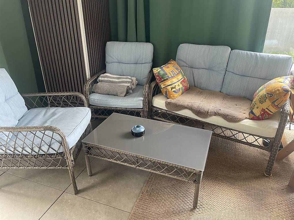 Set de table et chaises: Gartenset Rattan ARIMBA – D'occasion à Obfelden par Beri1
