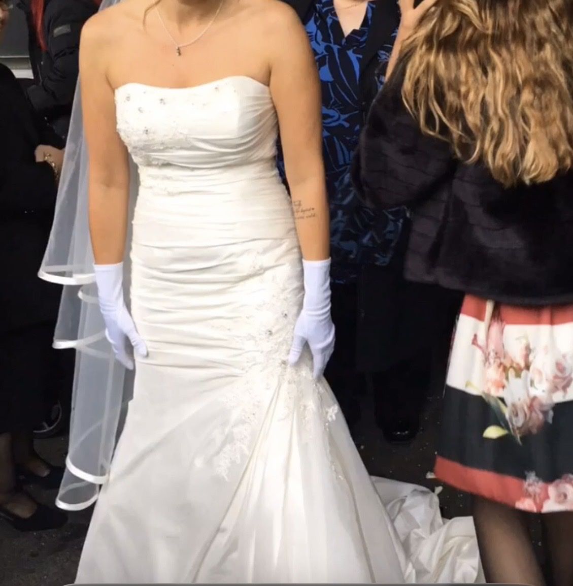 Vestiti: Hochzeitskleid.  – Usato da Adliswil venduto da momo034 8