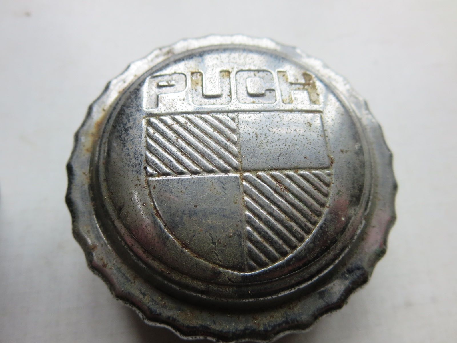 Puch Parti ricambio per ciclomotori: Tankdeckel Puch Ur Maxi N oder S oder weitere Modelle – Usato da Schönholzerswilen venduto da Gudprice 3