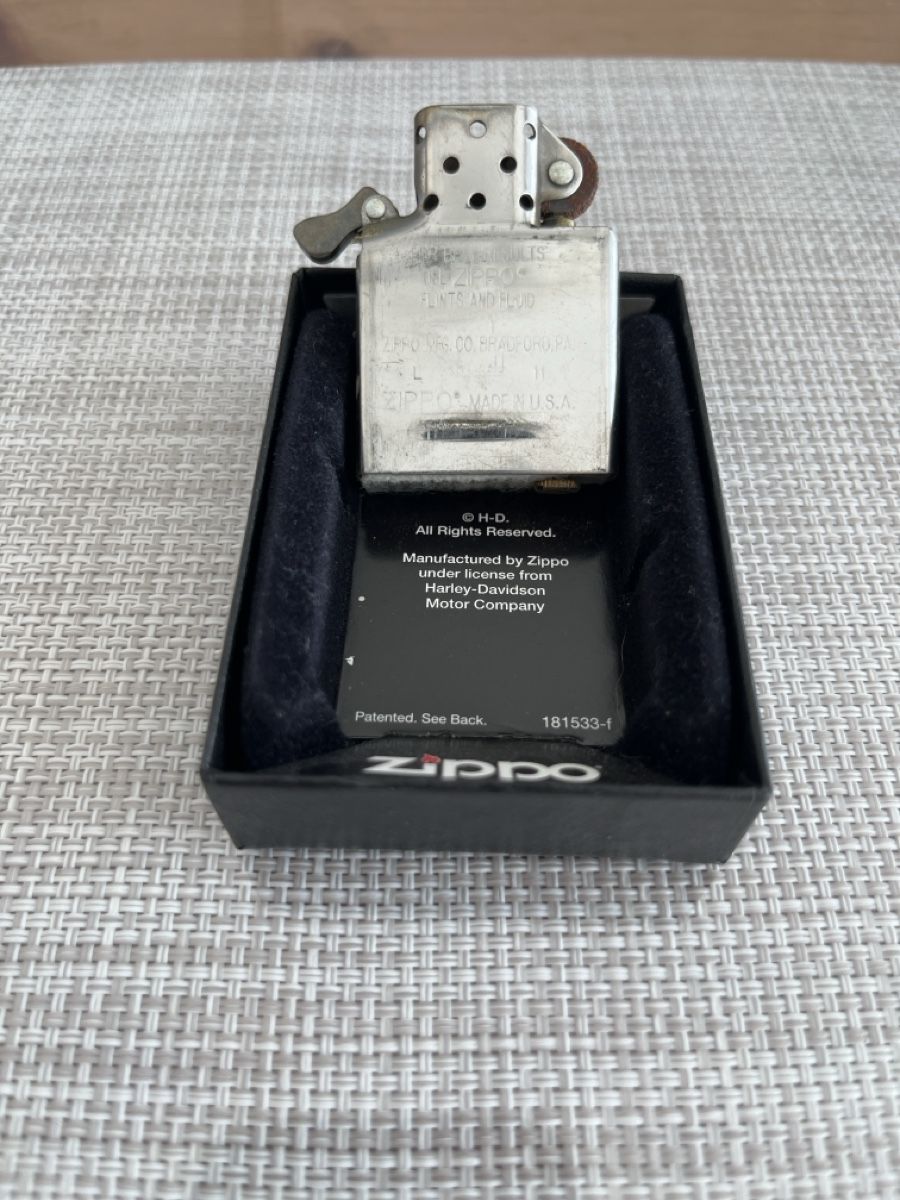 Zippo Accendini: Zippo Harley Davidson No.1 American Legend – Usato da Bassersdorf venduto da VERO-EN 3