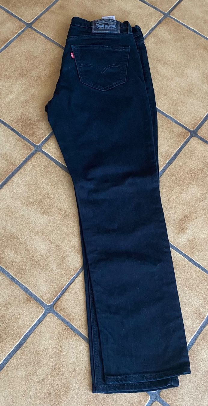 Levi's Jeans: Lewis Jeans schwarz W30 L 32 – D'occasion à Fislisbach par mirco50 1