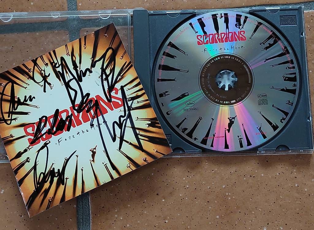 CD: Hand-Signierte CD von Scorpions – Usato da Utzenstorf venduto da Waldi66 1