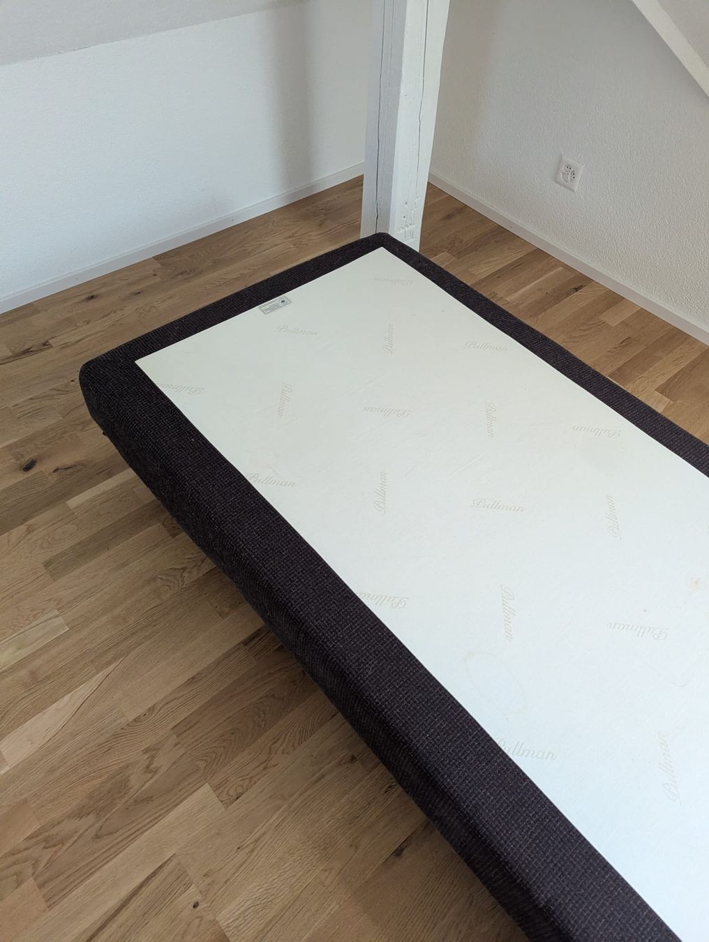 Letti: Pullman electric double boxspring 210x90x2 – Usato da St. Gallen venduto da roo_s2ms 2