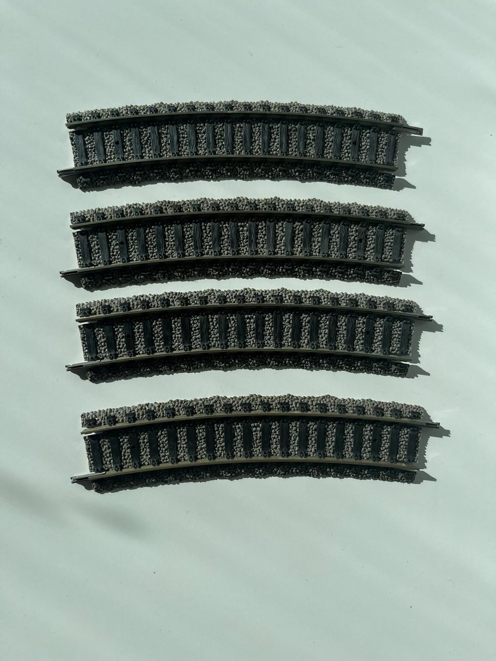 Fleischmann Modelleisenbahnen: 4x Halbe Kurve R2 6127 – Gebraucht aus Baden von Muschti