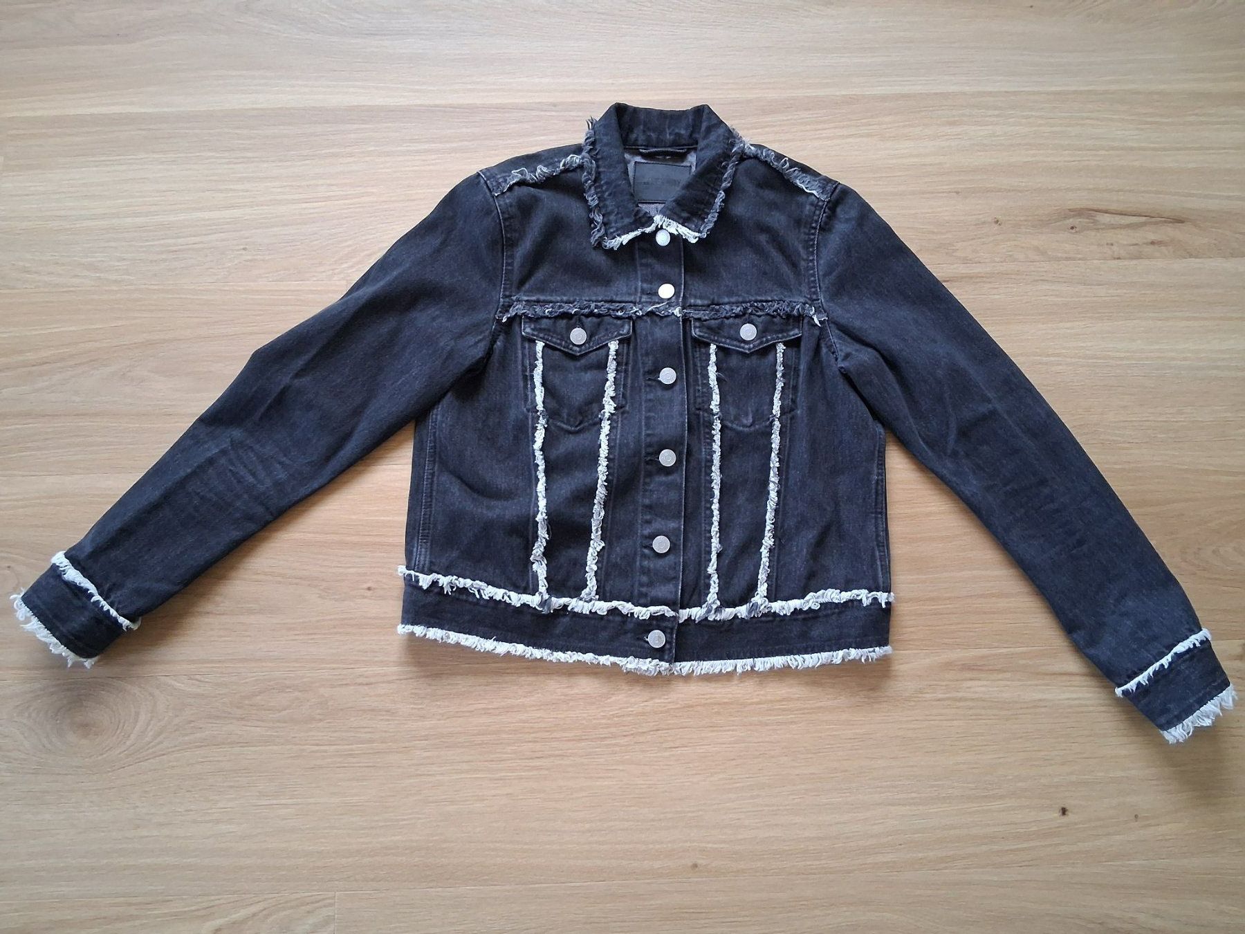 Weekday Jacken: Weekday Jeansjacke S – Gebraucht aus Lengnau AG von Nathi88 2