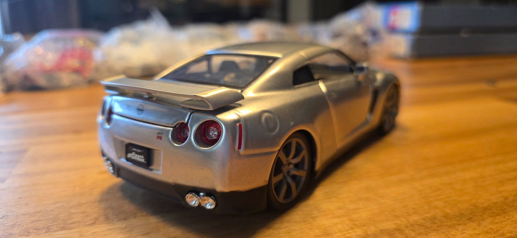 Nissan Modellini d'auto: Nissan GT-R Modellauto silber 1/24 – Usato da Hochfelden venduto da Danizh0 1