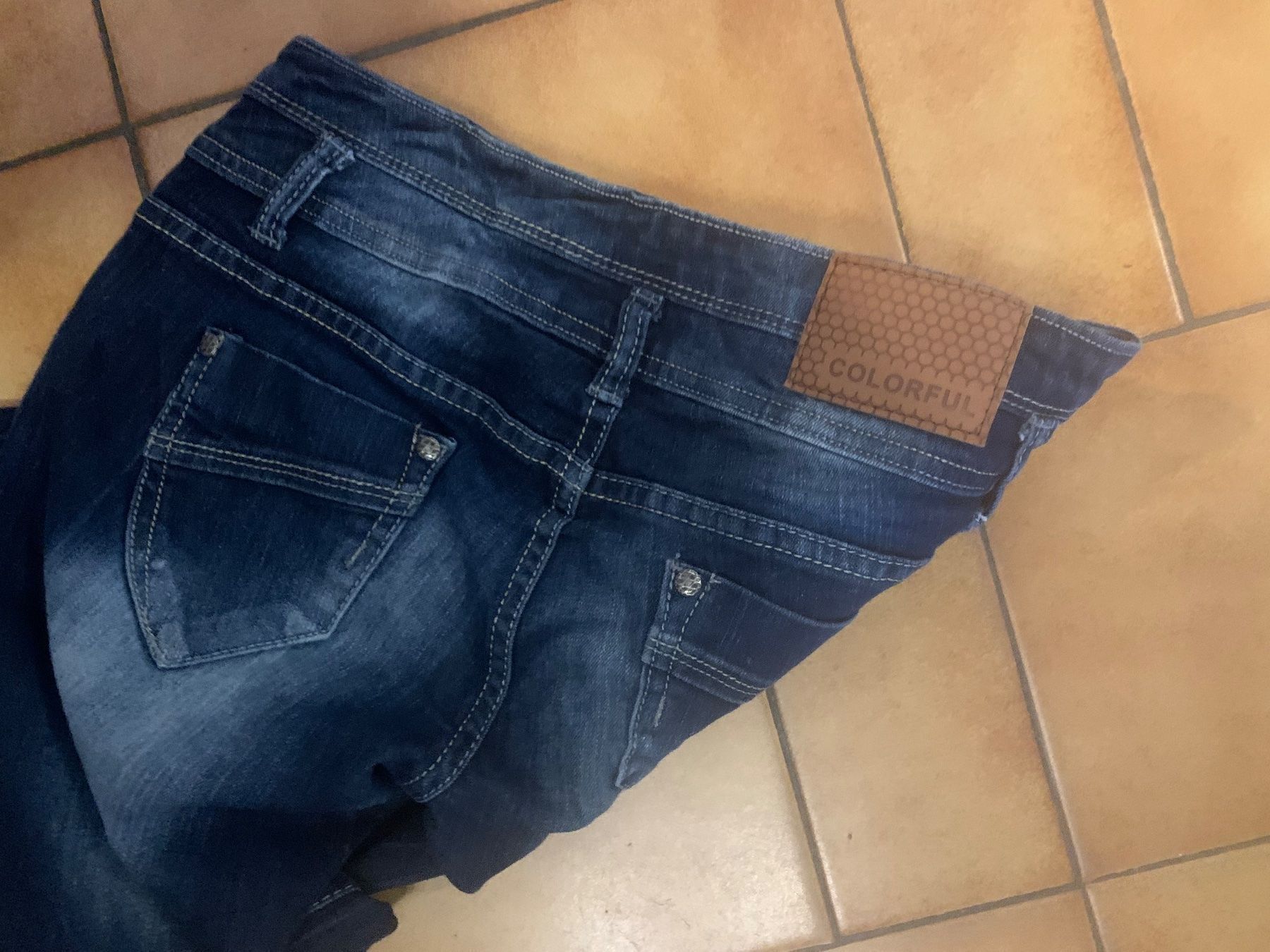 Hosen: Pantalon Colorful Taille 38 – Gebraucht aus Veyrier von kimedovapa 2