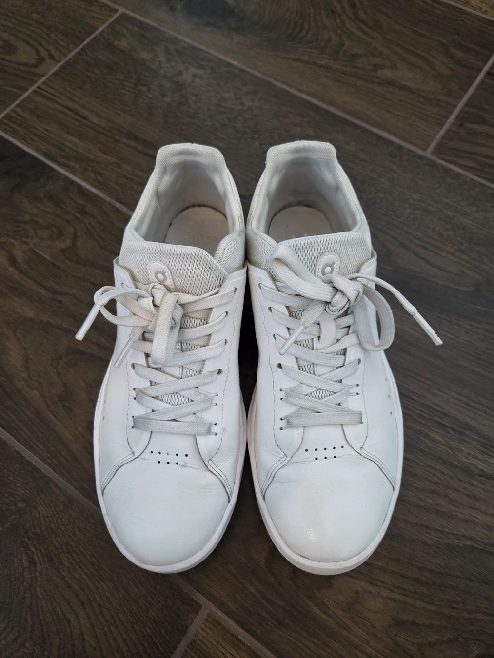 On Scarpe da uomo: Schuhe On The Roger Advantage, Gr. 40, weiss – Usato da Dübendorf venduto da Skygirl8 1