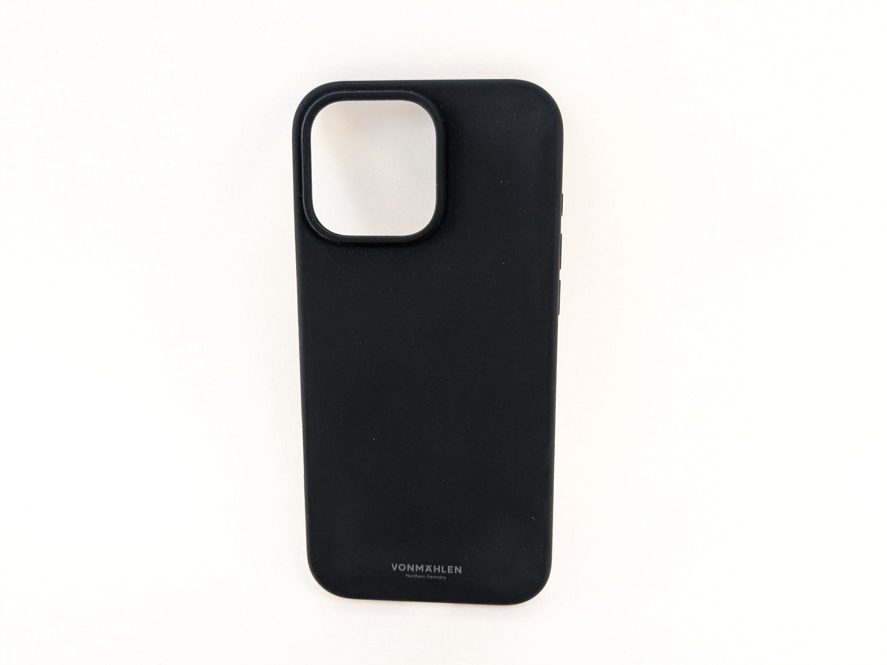 Cover & Protezioni schermo: VONMÄHLEN Soft Silicone Case iPhone 16 Pro Max – Nuovo (secondo la descrizione) da Dintikon venduto da Restwert_Dintikon
