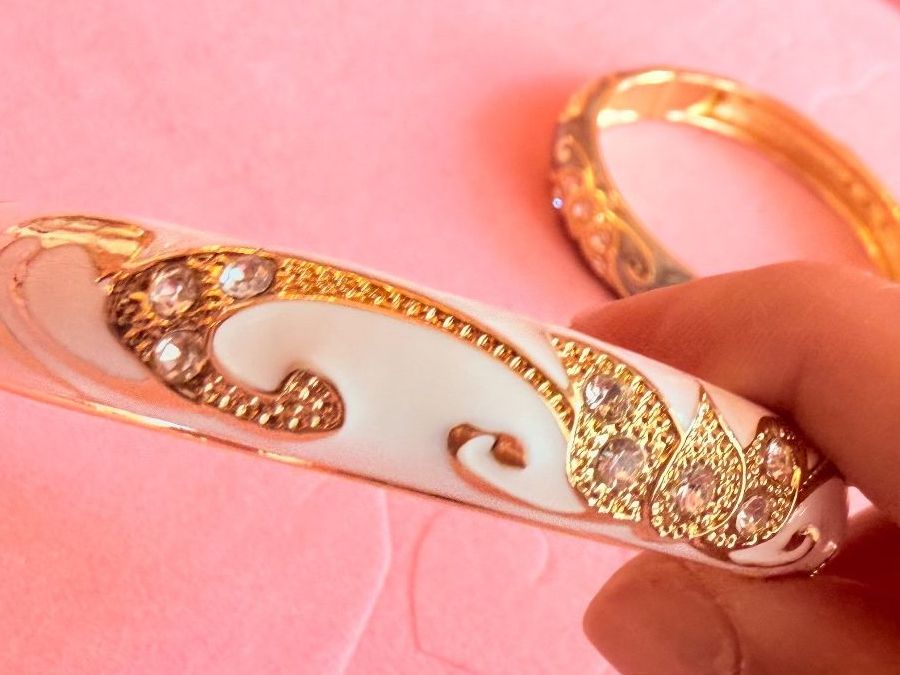 Bracelets: Bracelet jonc style oriental – Neuf avec emballage d'origine à St-Maurice par Sandrinette123 2