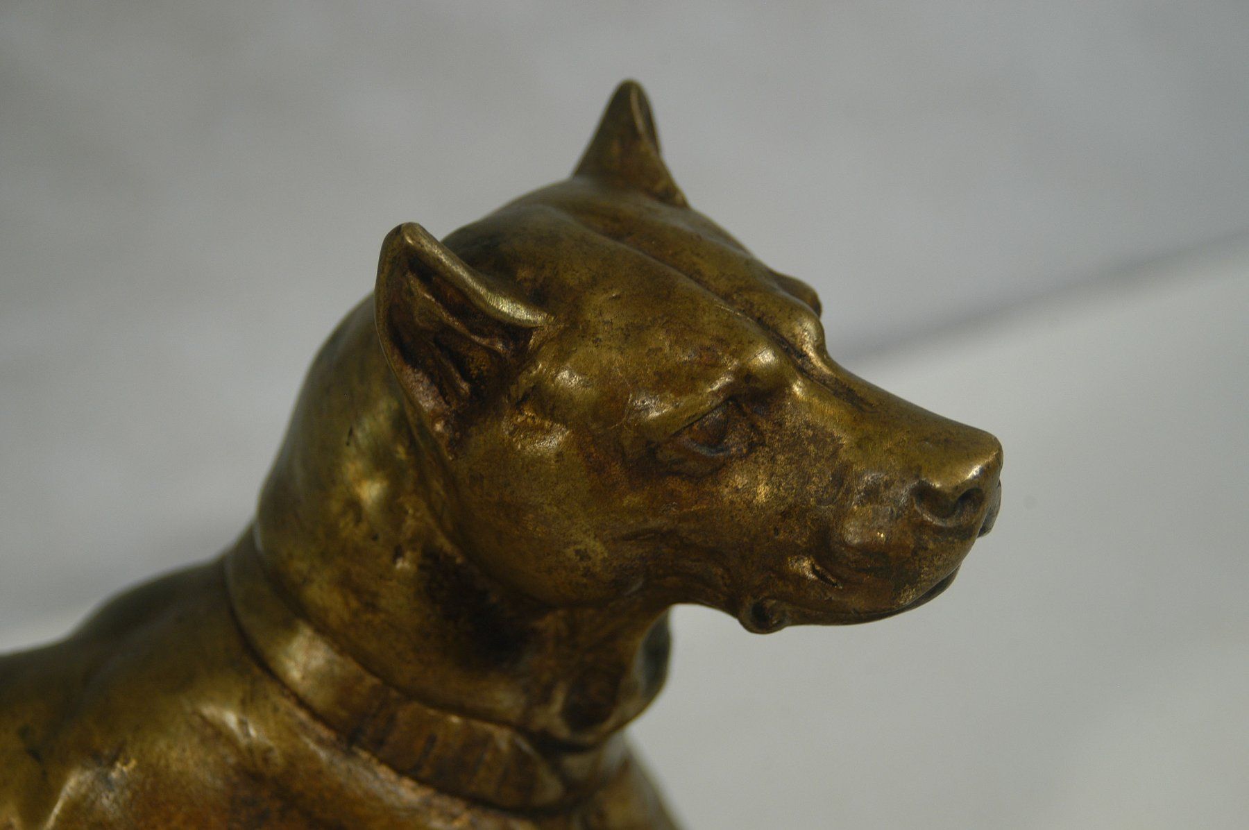 Sculture & Statue: Delabrierre Hundeskulptur – Usato da Herisau venduto da Wisen 2