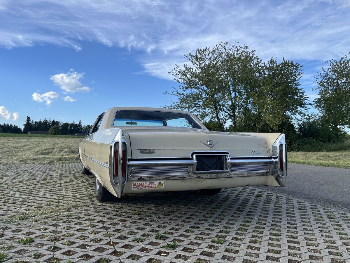 Cadillac Automobili: 1966 Cadillac DeVille – Usato da Hettlingen venduto da mat_ts7l 3