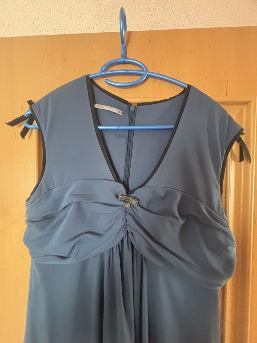 Kleider: Robe – Gebraucht aus Attalens von roronana 1