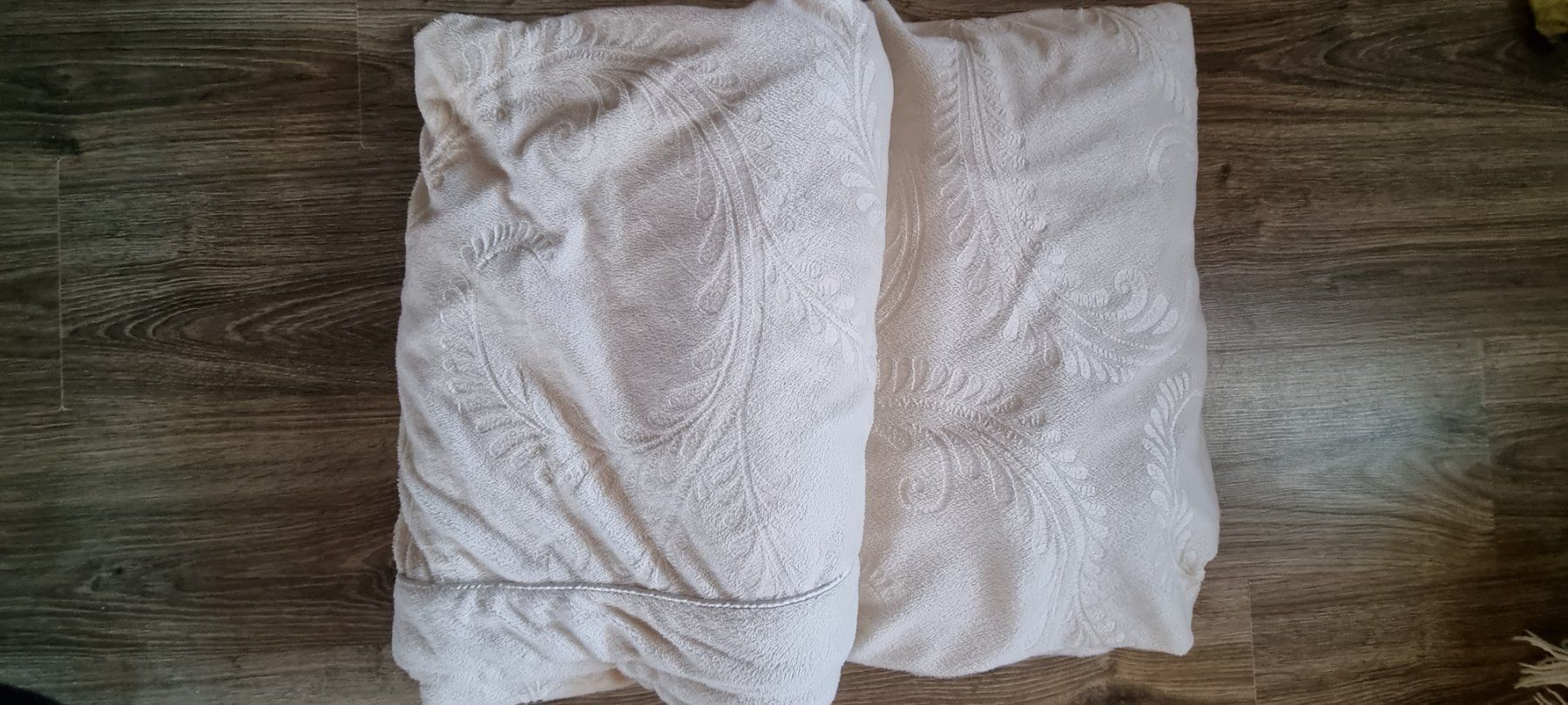 Decken: 2 Kuscheldecken ca.130x170 – Gebraucht aus Grossdietwil von GNOM313 1